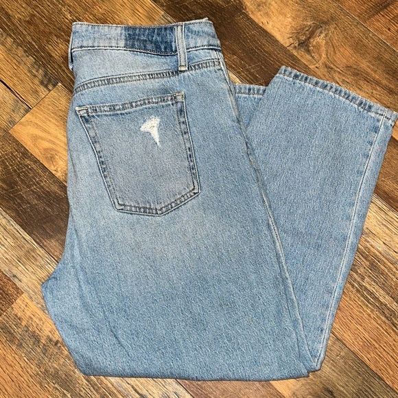 goldie blues Denim - Goldie Blues Light Wash Cheeky Taper Ankle